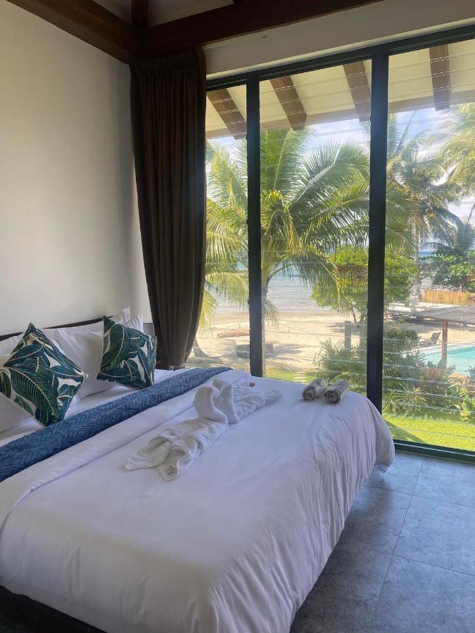 Amila Dive Beach Resort Sipalay Eksteriør bilde