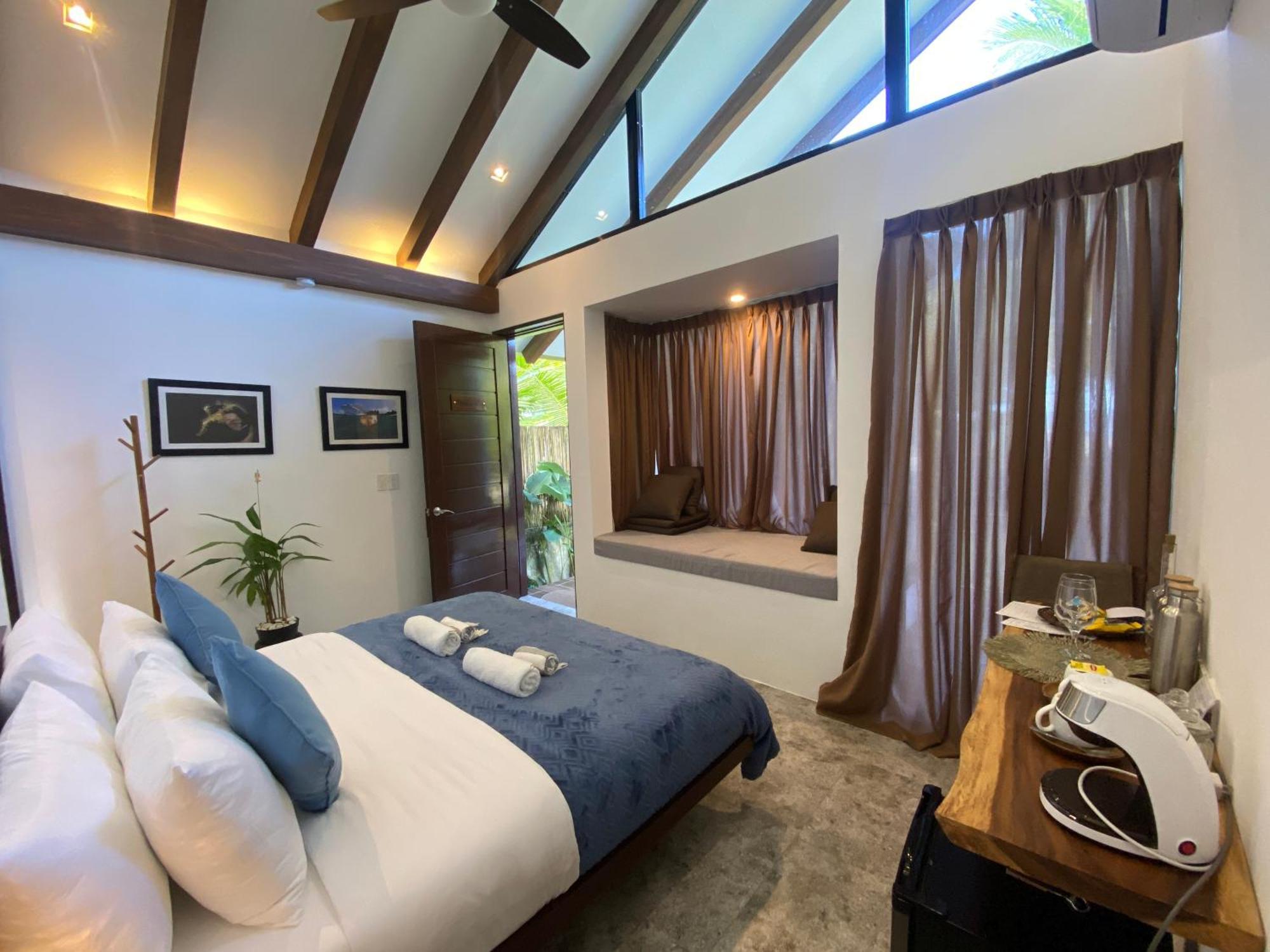 Amila Dive Beach Resort Sipalay Eksteriør bilde